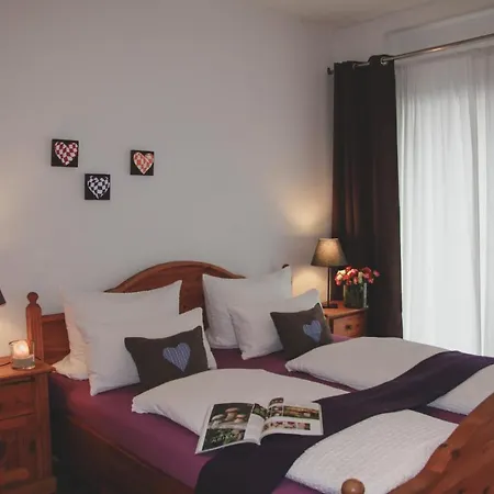 Gaestehaus Schoeberl Tatil Evi Füssen